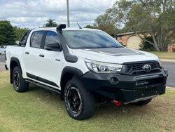 2020 Toyota Hilux Rugged X