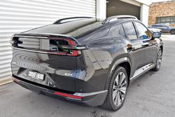 2025 Deepal E07