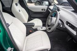 2025 MINI Cooper C Favoured