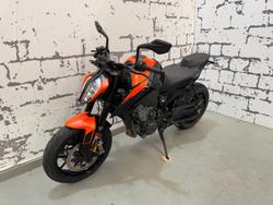 2021 KTM 890 Duke Duke Orange