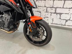 2021 KTM 890 Duke Duke Orange