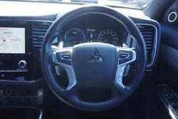 2020 Mitsubishi Outlander PHEV Exceed