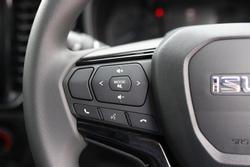 2025 Isuzu D-MAX X-RIDER