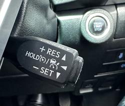 2020 Toyota Hilux SR5