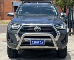 2020 Toyota Hilux SR5