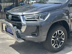 2020 Toyota Hilux SR5