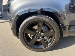 2026 Land Rover Defender 110 P425 X-Dynamic SE