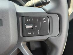 2025 Land Rover Defender 110 P425 X-Dynamic SE