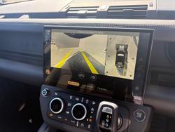 2026 Land Rover Defender 110 P425 X-Dynamic SE