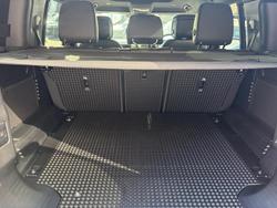 2026 Land Rover Defender 110 P425 X-Dynamic SE