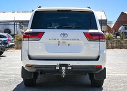 2021 Toyota Landcruiser VX