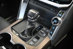 2021 Toyota Landcruiser VX