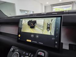 2025 Land Rover Defender 110 D350 X-Dynamic SE