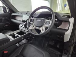 2025 Land Rover Defender 110 D350 X-Dynamic SE