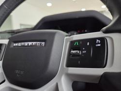 2025 Land Rover Defender 110 D350 X-Dynamic SE