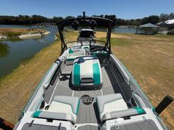 2022 Malibu Response TXi Open Bow