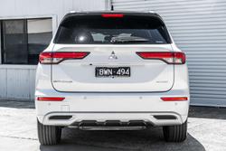 2022 Mitsubishi Outlander Exceed Tourer