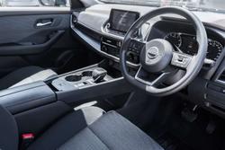 2025 Nissan X-TRAIL ST