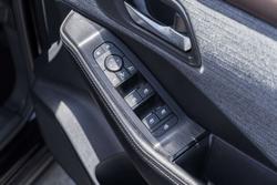 2025 Nissan X-TRAIL ST