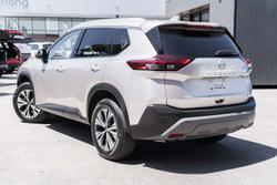 2025 Nissan X-TRAIL ST-L