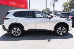 2025 Nissan X-TRAIL ST-L