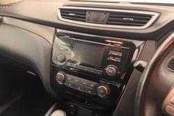 2017 Nissan QASHQAI ST