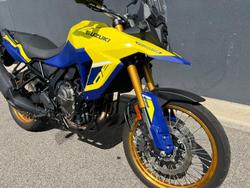 2025 Suzuki V-Strom 800DE V-Strom Yellow