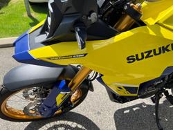 2025 Suzuki V-Strom 800DE V-Strom Yellow