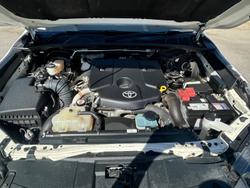 2023 Toyota Hilux SR