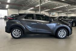 2025 Toyota C-HR GXL