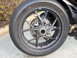 2024 DUCATI PANIGALE V2 BAYLISS 20TH ANNIV Red