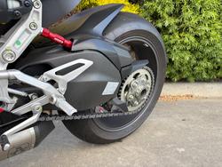 2024 DUCATI PANIGALE V2 BAYLISS 20TH ANNIV Red