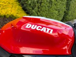2024 DUCATI PANIGALE V2 BAYLISS 20TH ANNIV Red