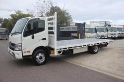 2025 Hino 921- 300 Series 921 AUTOMATIC WHITE