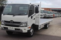 2025 Hino 921- 300 Series 921 AUTOMATIC WHITE