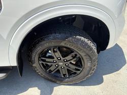 2025 Ford Everest Black Edition