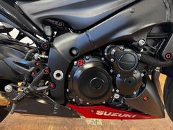 2018 Suzuki GSX-S1000 RED