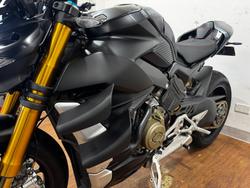 2021 Ducati STREETFIGHTER V4 S Black