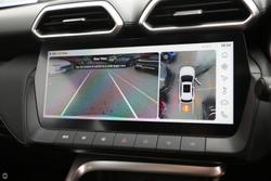 2025 MG ZS Essence Turbo