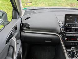 2024 Mitsubishi Eclipse Cross PHEV ES