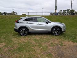 2024 Mitsubishi Eclipse Cross PHEV ES
