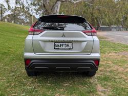 2024 Mitsubishi Eclipse Cross PHEV ES