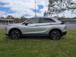 2024 Mitsubishi Eclipse Cross PHEV ES