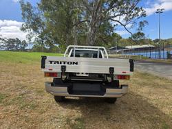 2025 Mitsubishi Triton GLX