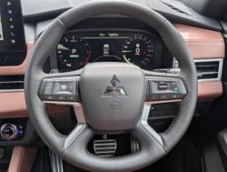 2025 Mitsubishi Outlander Exceed Tourer
