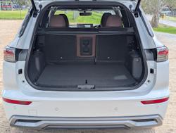 2025 Mitsubishi Outlander Exceed Tourer