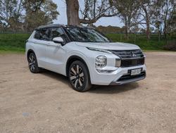 2025 Mitsubishi Outlander Exceed Tourer