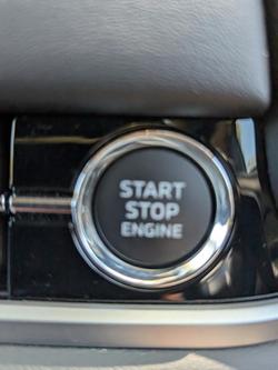 2025 Mitsubishi Outlander ES