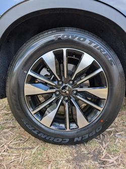 2025 Mitsubishi Outlander LS