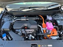 2026 Hyundai Tucson Hybrid Premium